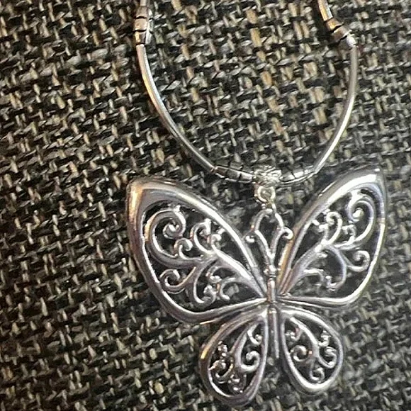 Butterfly Necklace - Picture 6 of 8
